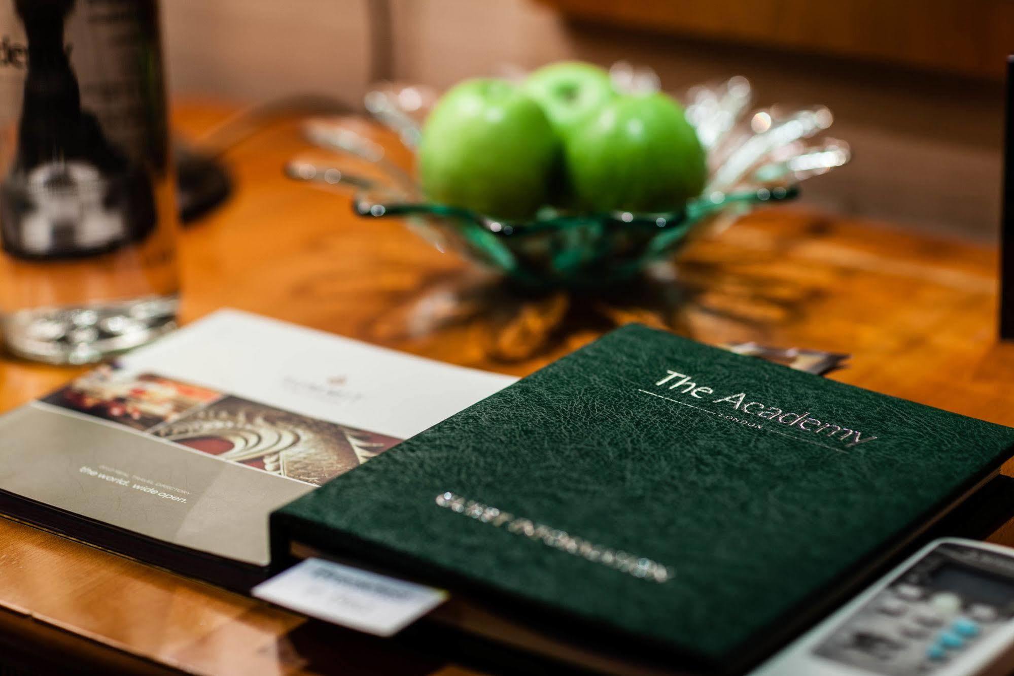 The Academy - Small Luxury Hotels Of The World London Ngoại thất bức ảnh The Academy's guest book
