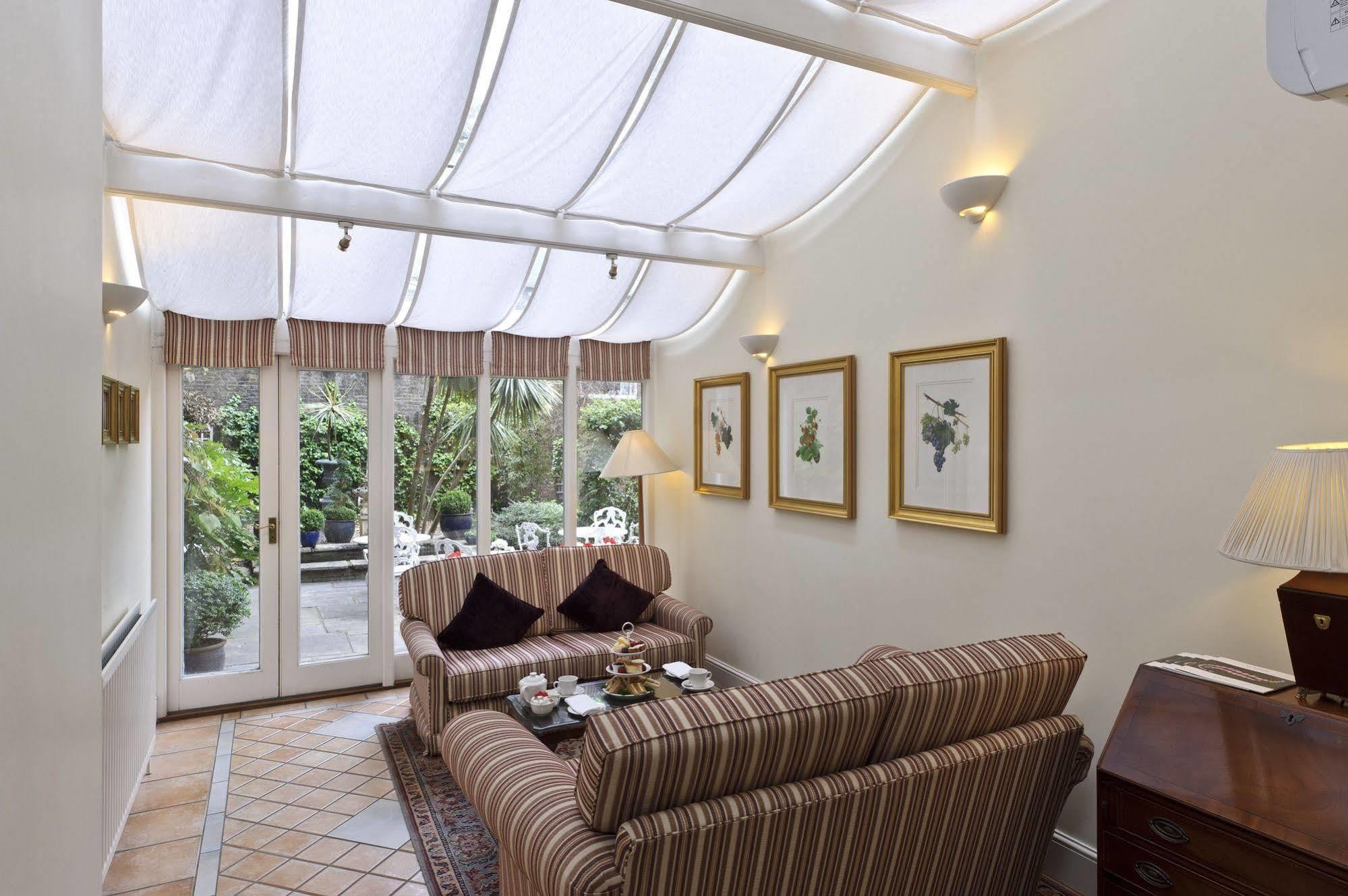 The Academy - Small Luxury Hotels Of The World London Ngoại thất bức ảnh A conservatory