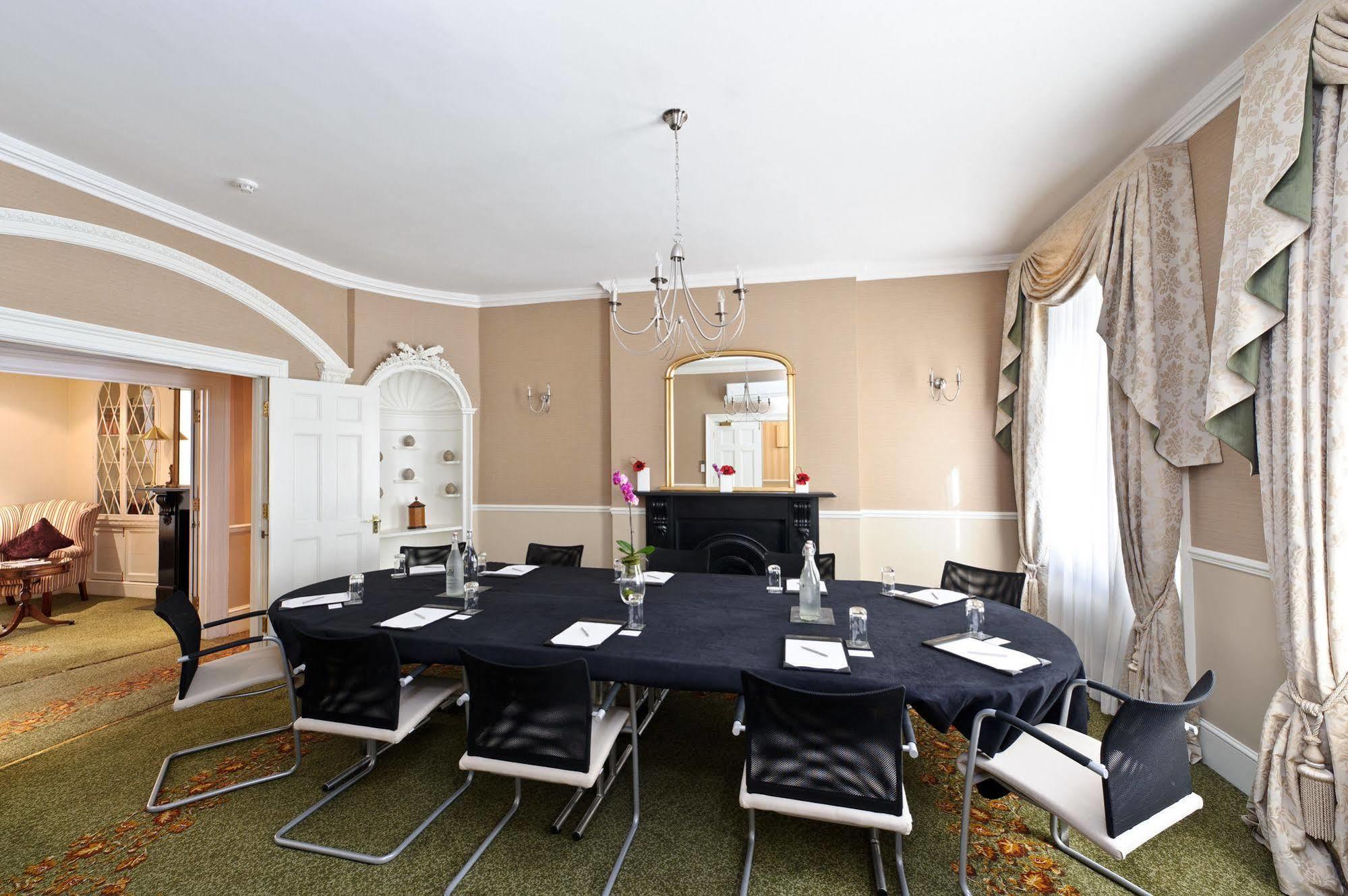 The Academy - Small Luxury Hotels Of The World London Ngoại thất bức ảnh The Long Room