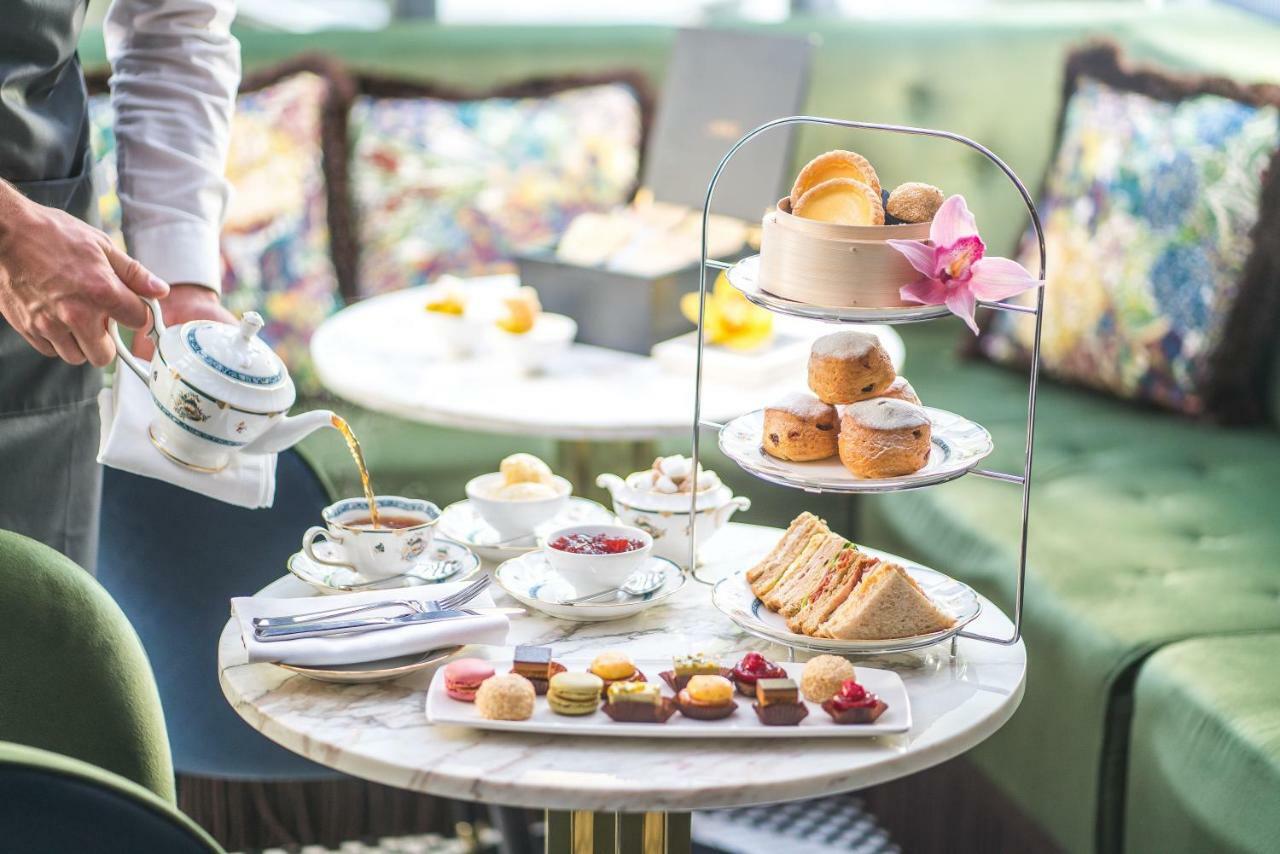 The Academy - Small Luxury Hotels Of The World London Ngoại thất bức ảnh Afternoon tea at the Mandarin Oriental, London